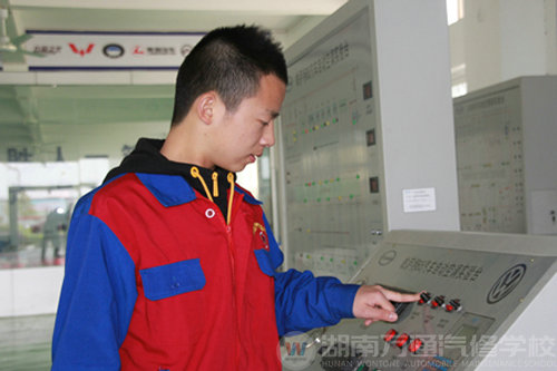 湖南万通汽车学校学子心声