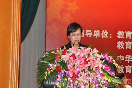 职业教育担重任 构筑人才培养新路