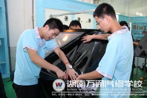 湖南万通着力培养学生的动手实践能力